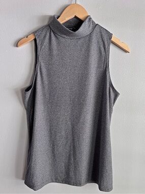 Express Gray Ribbed Mock Neck Sleeveless Knit Tank Top Medium